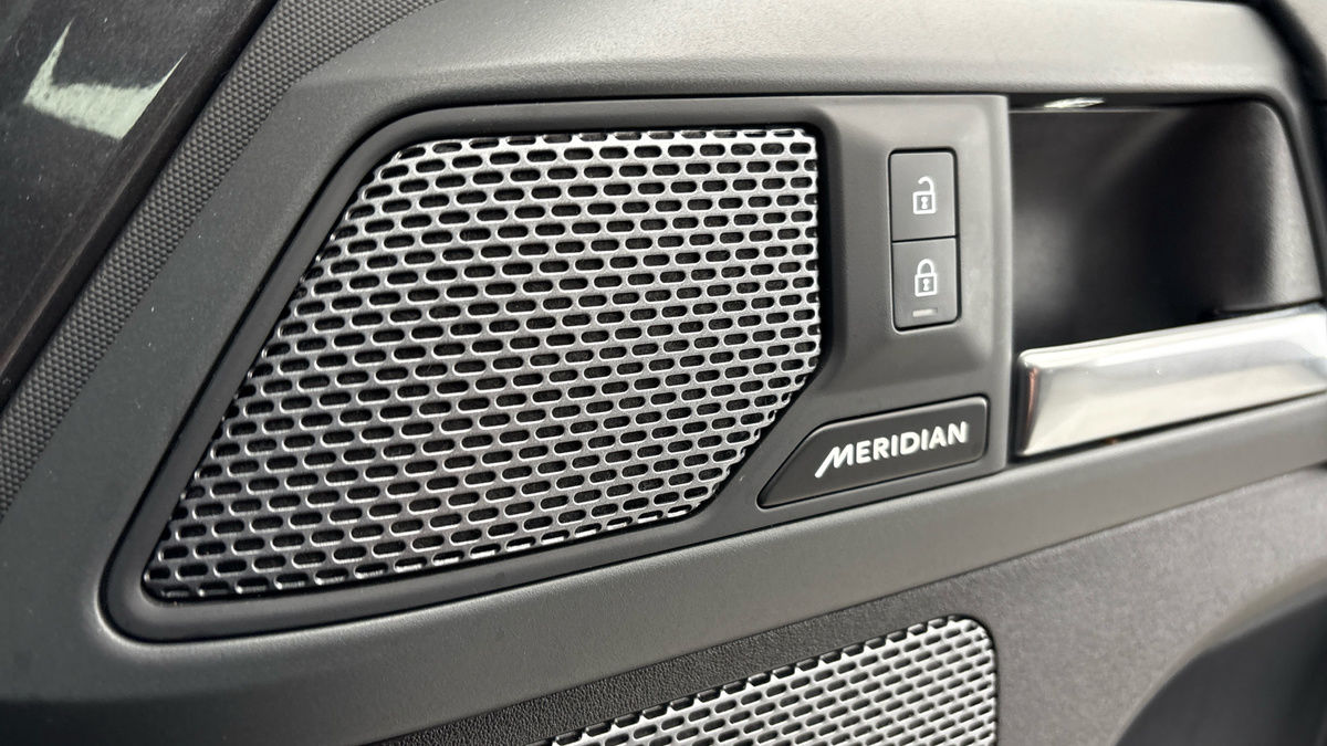 Used Land Rover Defender 2023 for sale - 77521798: Photo 25