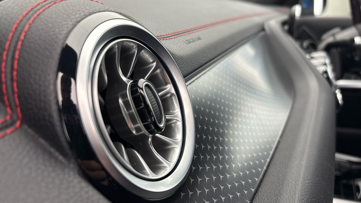 Used Mercedes-Benz EQA 2024 for sale - 76357256: Photo 6