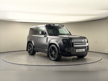 Used Land Rover Defender 90 2022 for sale - 77821838: Photo