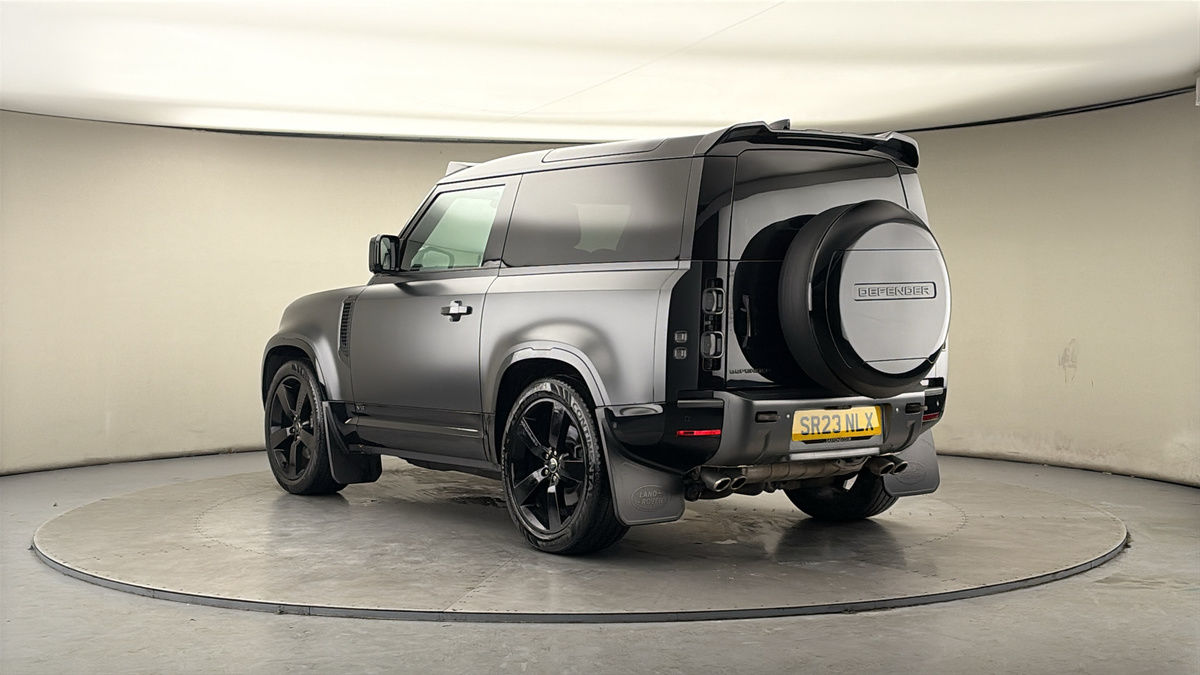 Used Land Rover Defender 90 2022 for sale - 77821838: Photo 2