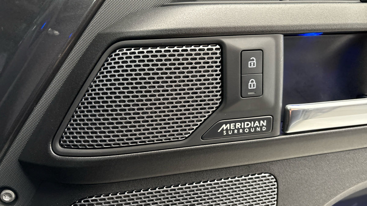 Used Land Rover Defender 90 2022 for sale - 77821838: Photo 25