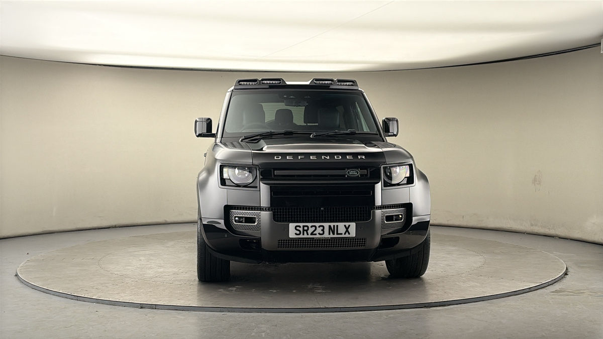 Used Land Rover Defender 90 2022 for sale - 77821838: Photo 36