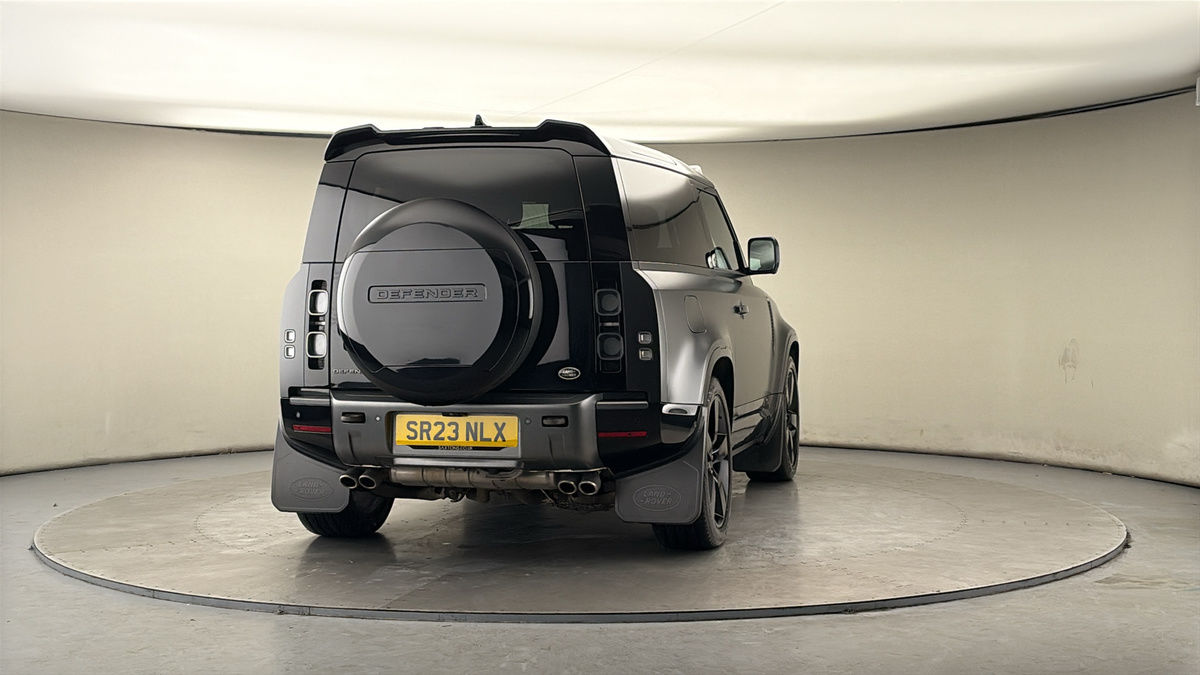 Used Land Rover Defender 90 2022 for sale - 77821838: Photo 44