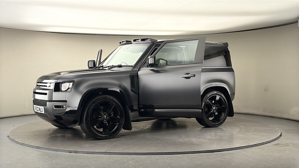 Used Land Rover Defender 90 2022 for sale - 77821838: Photo 52