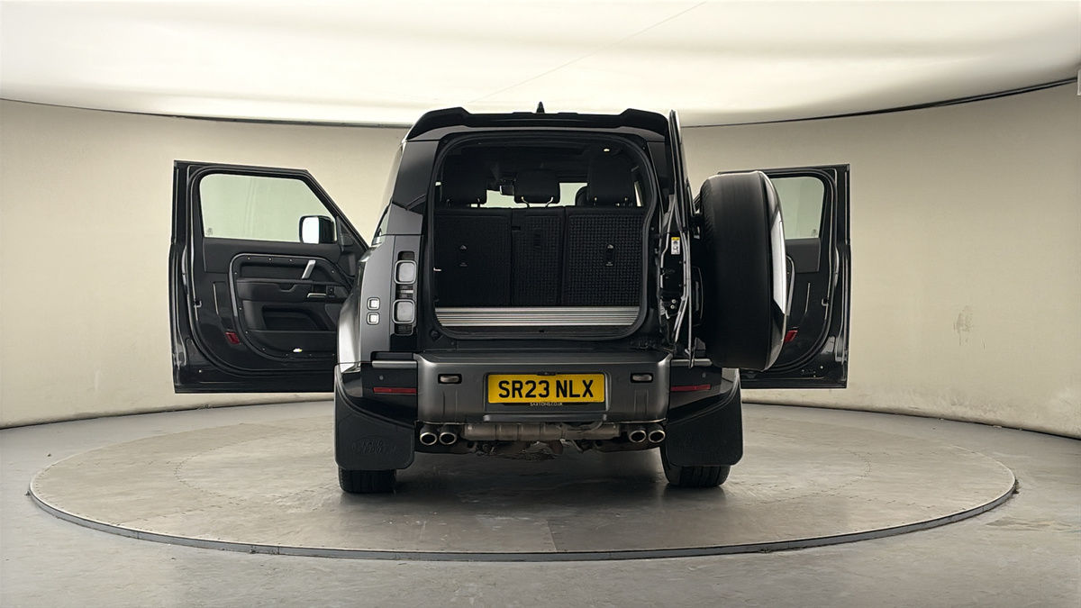 Used Land Rover Defender 90 2022 for sale - 77821838: Photo 64