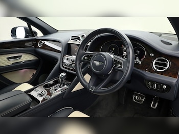Used Bentley Bentayga 2022 for sale - 75586706: Photo
