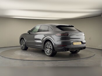 Used Porsche Cayenne 2020 for sale - 76455049: Photo