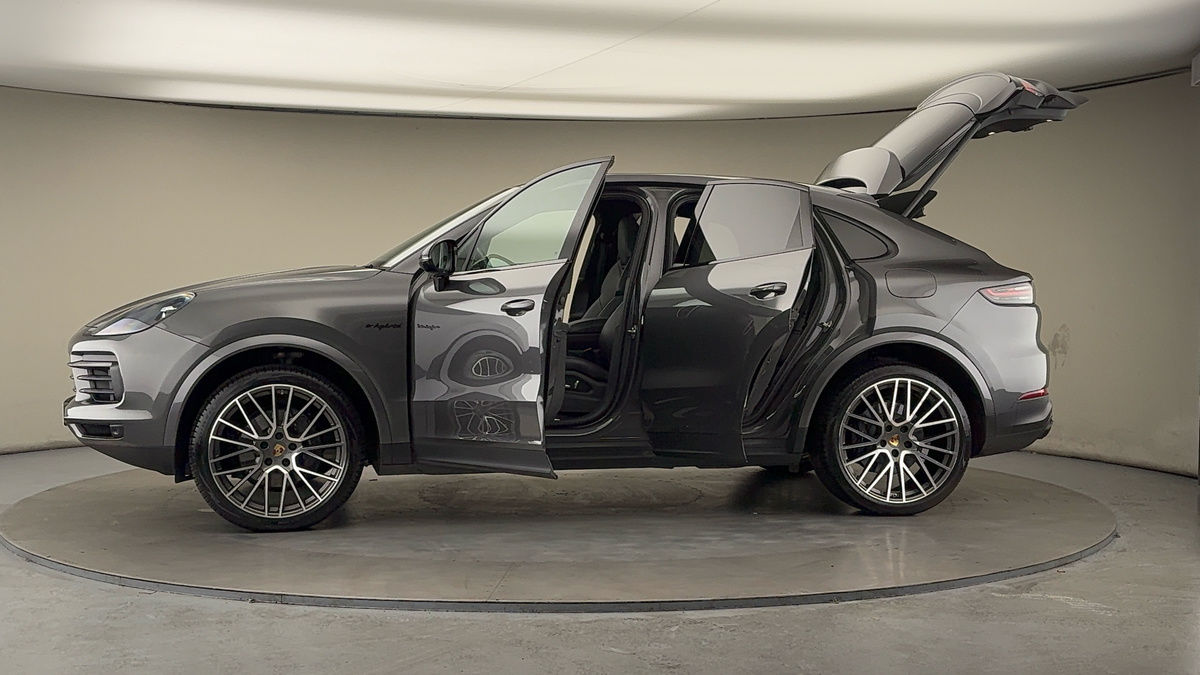 Used Porsche Cayenne 2020 for sale - 76455049: Photo 49