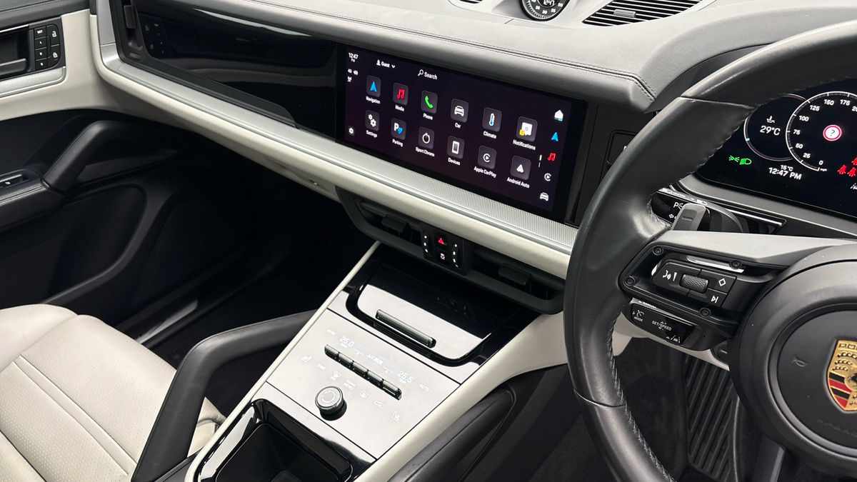 Used Porsche Cayenne 2024 for sale - 77027791: Photo 18