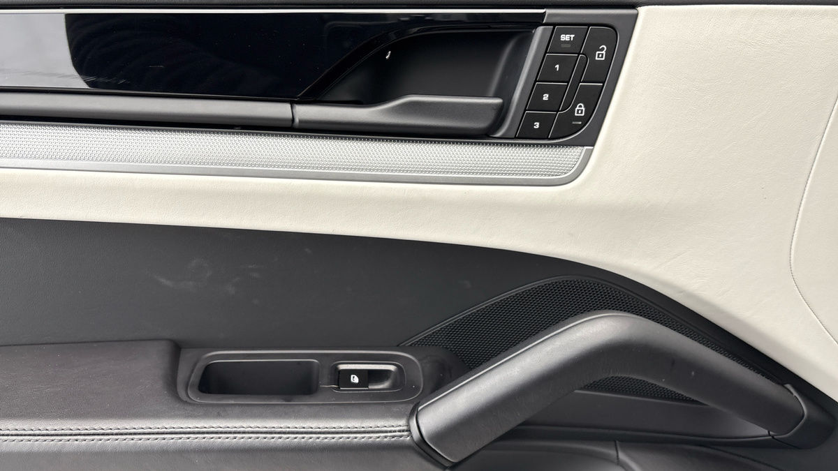 Used Porsche Cayenne 2024 for sale - 77027791: Photo 19