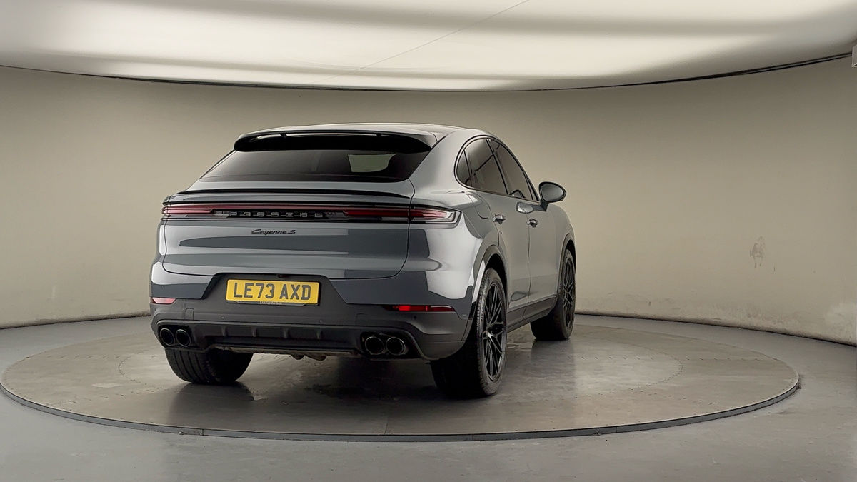 Used Porsche Cayenne 2024 for sale - 77027791: Photo 44