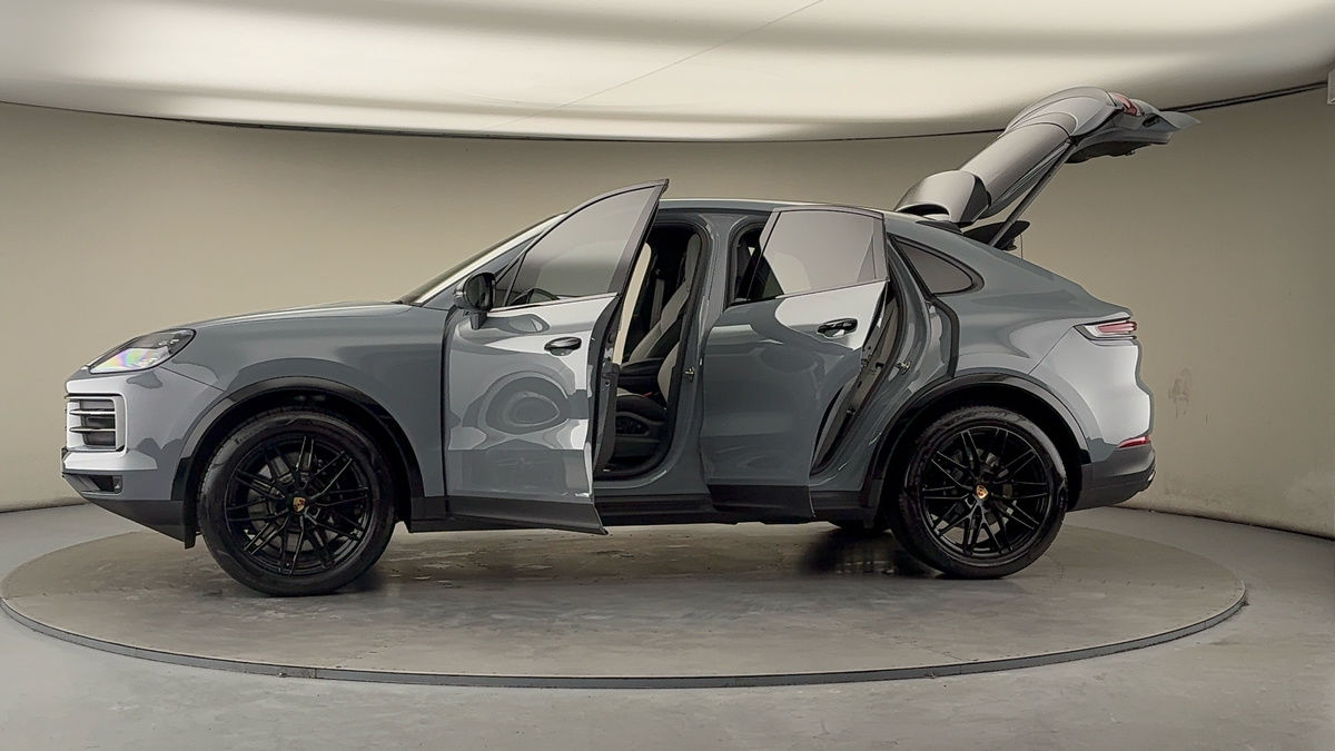 Used Porsche Cayenne 2024 for sale - 77027791: Photo 51