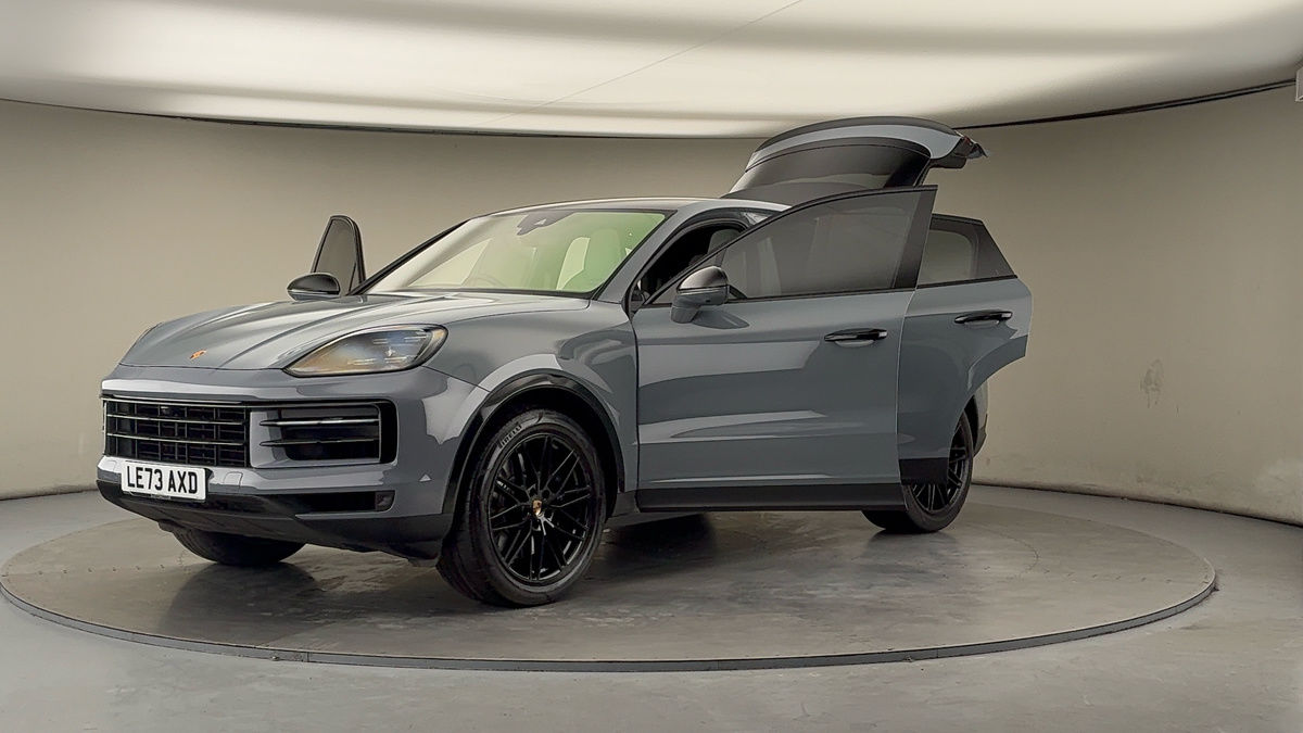 Used Porsche Cayenne 2024 for sale - 77027791: Photo 53