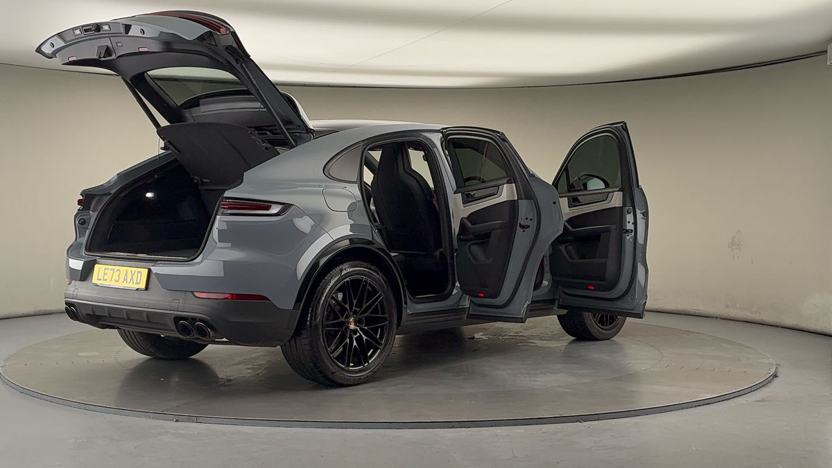 Used Porsche Cayenne 2024 for sale - 77027791: Photo 62