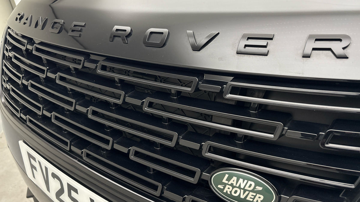 Used Land Rover Range Rover Velar 2024 for sale - 77548022: Photo 24