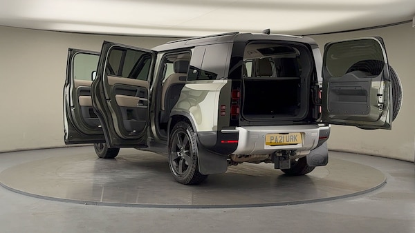 Used Land Rover Defender 110 2021 for sale - 76040265: Photo 23