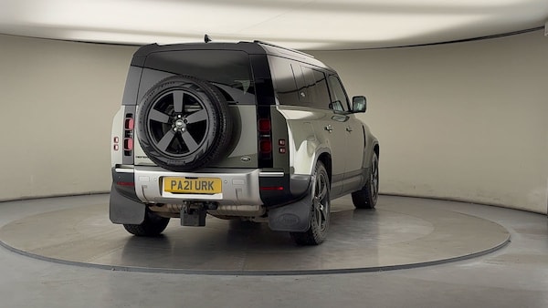 Used Land Rover Defender 110 2021 for sale - 76040265: Photo 40