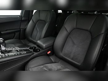 Used Porsche Macan 2019 for sale - 75222086: Photo