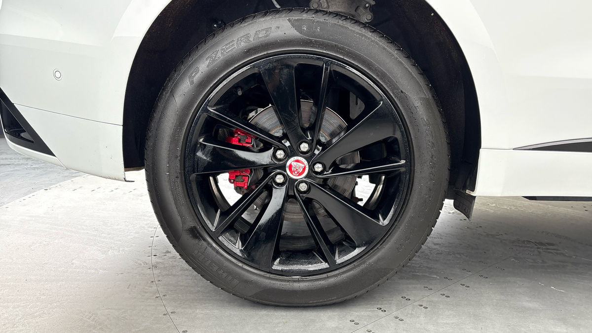 Used Jaguar F-Pace 2022 for sale - 76630363: Photo 10