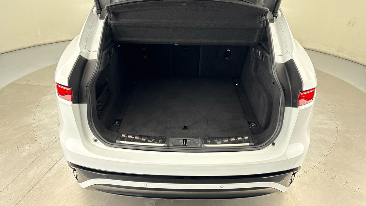 Used Jaguar F-Pace 2022 for sale - 76630363: Photo 11