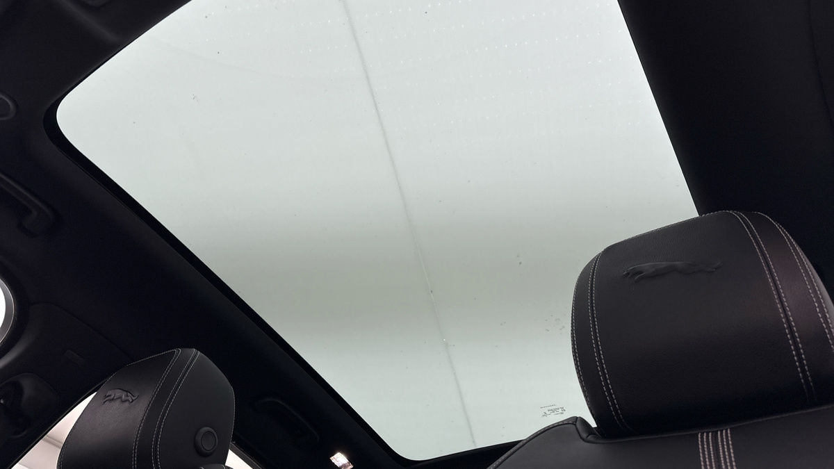 Used Jaguar F-Pace 2022 for sale - 76630363: Photo 6