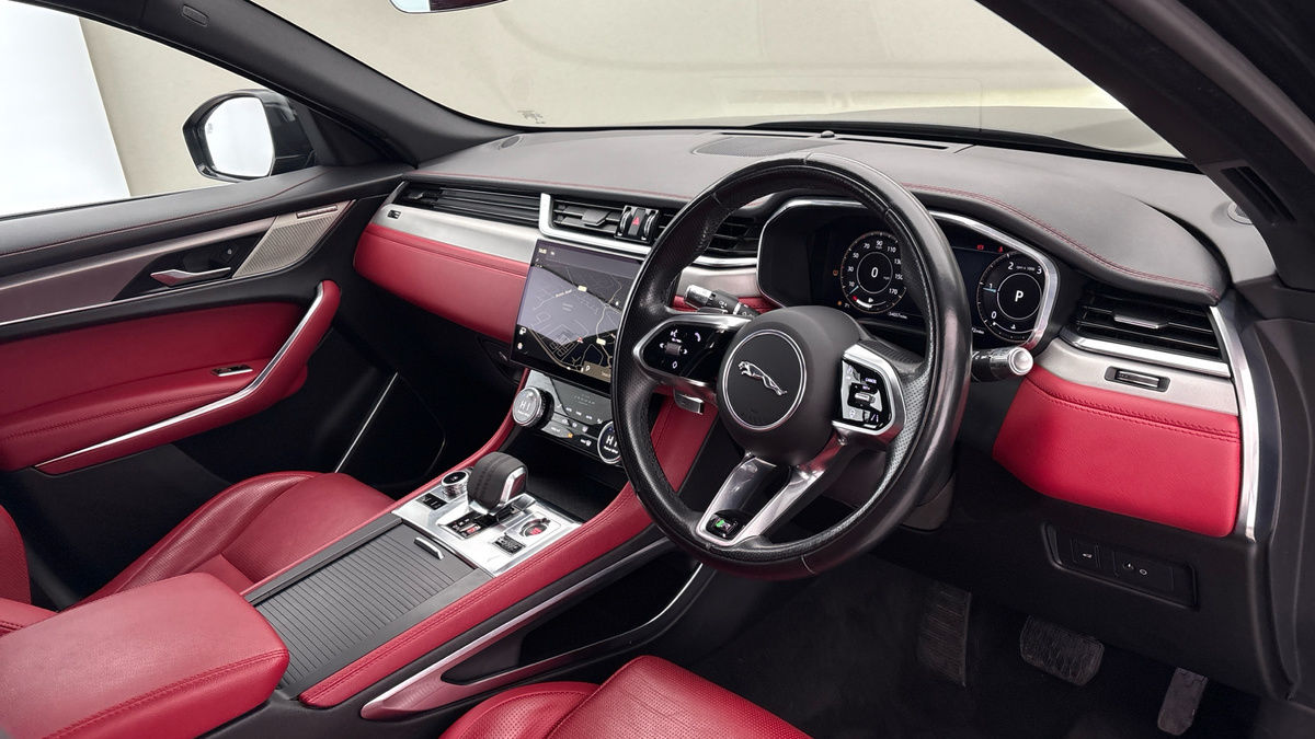 Used Jaguar F-Pace 2021 for sale - 77065501: Photo 5