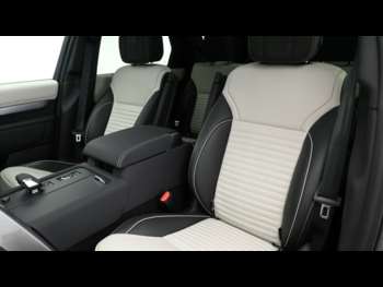 Used Land Rover Discovery 2024 for sale - 75068509: Photo