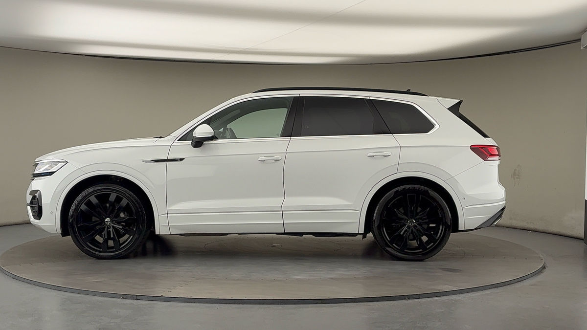 Used Volkswagen Touareg 2023 for sale - 76630369: Photo 15