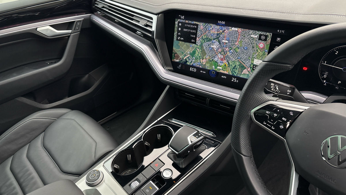 Used Volkswagen Touareg 2023 for sale - 76630369: Photo 18