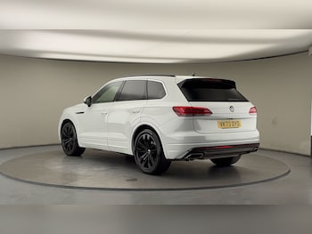 Used Volkswagen Touareg 2023 for sale - 76630369: Photo