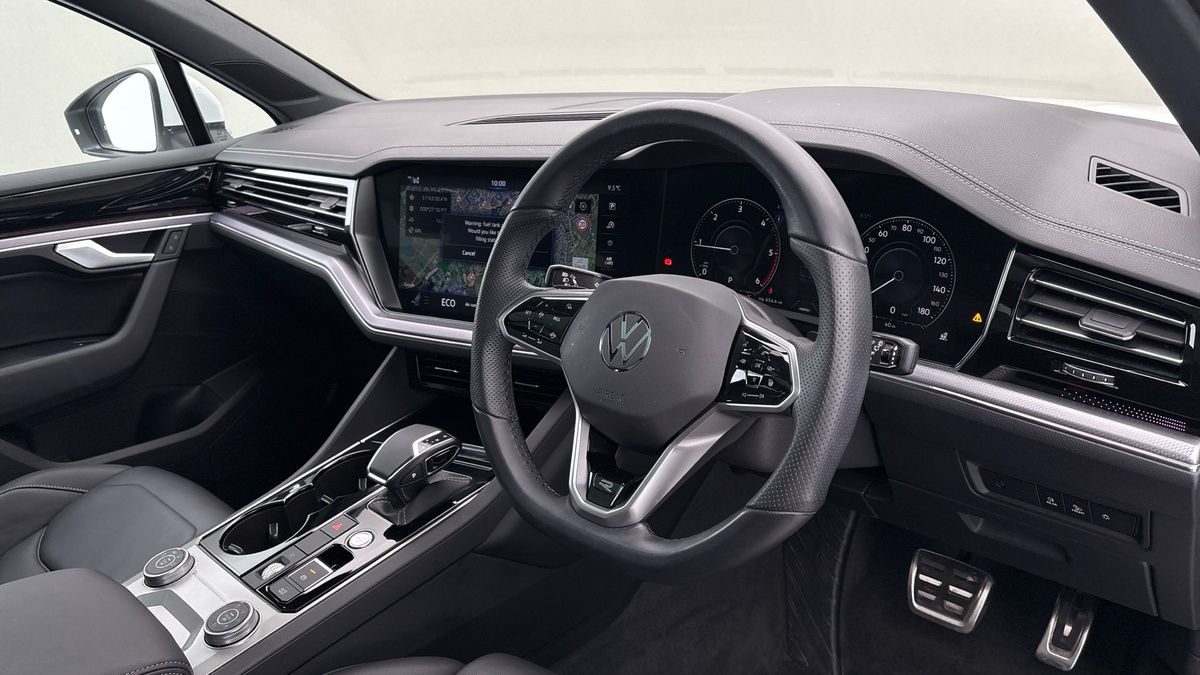 Used Volkswagen Touareg 2023 for sale - 76630369: Photo 5