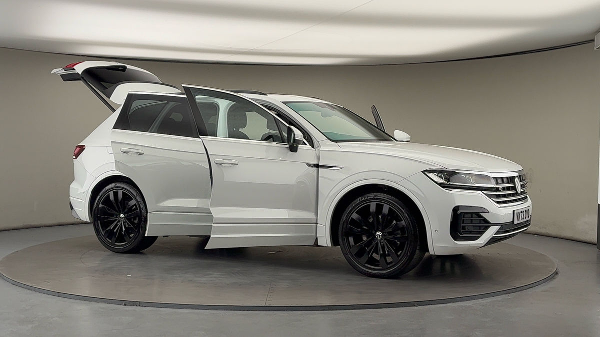 Used Volkswagen Touareg 2023 for sale - 76630369: Photo 56