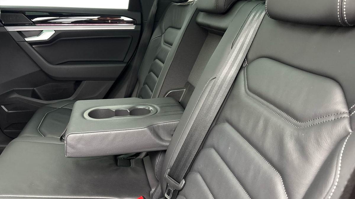 Used Volkswagen Touareg 2023 for sale - 76630369: Photo 9