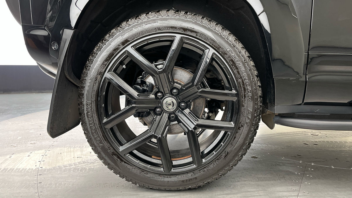 Used Land Rover Defender 2024 for sale - 76751653: Photo 10