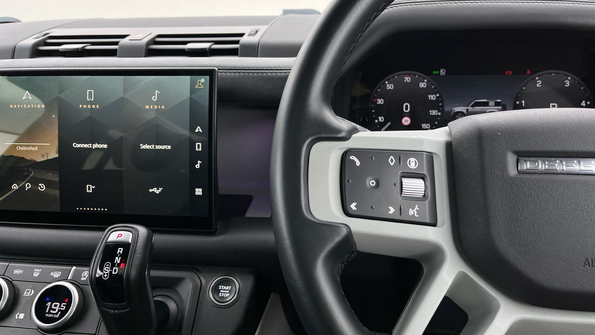 Used Land Rover Defender 2024 for sale - 76751653: Photo 13