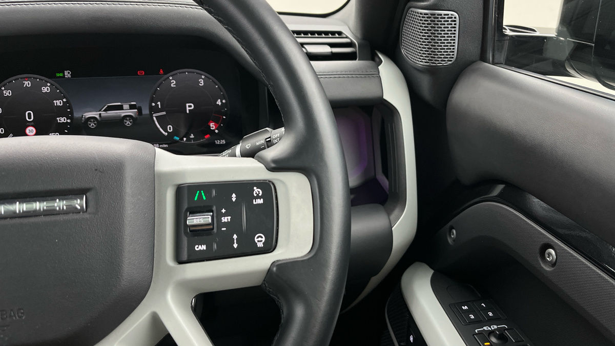 Used Land Rover Defender 2024 for sale - 76751653: Photo 14