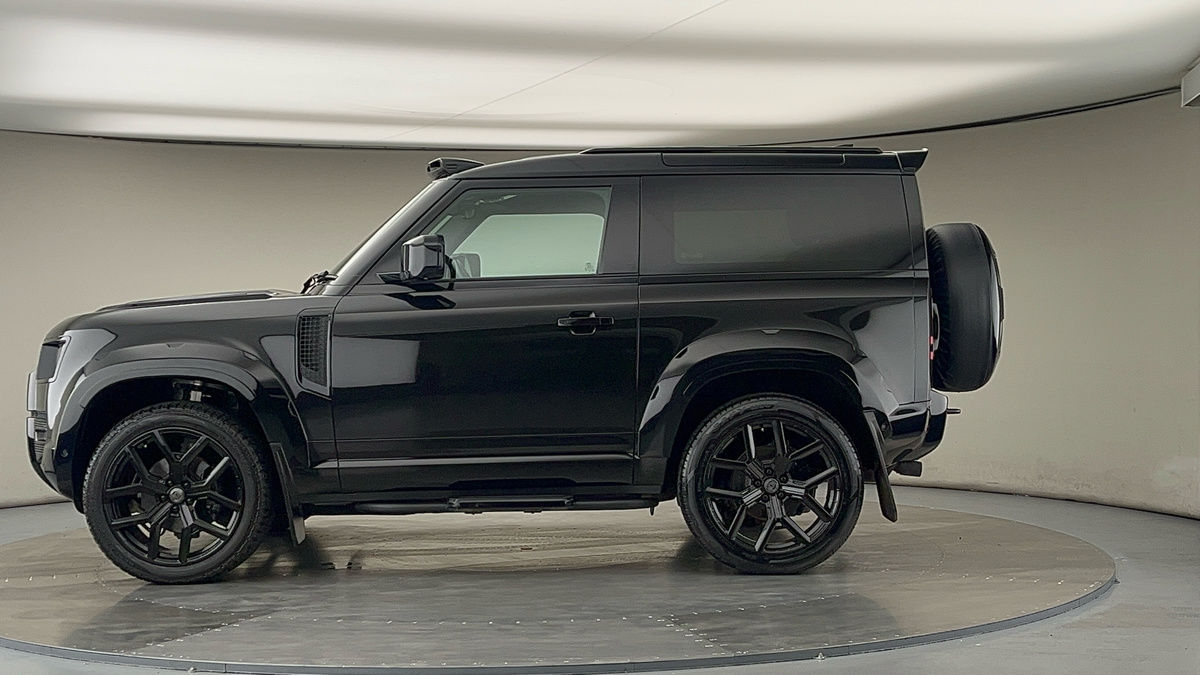 Used Land Rover Defender 2024 for sale - 76751653: Photo 15