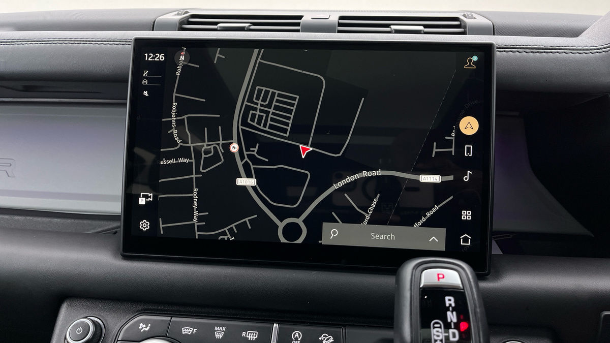 Used Land Rover Defender 2024 for sale - 76751653: Photo 17