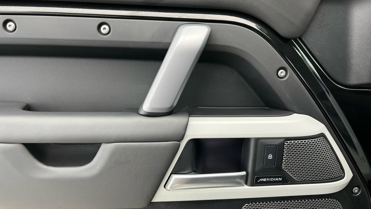 Used Land Rover Defender 2024 for sale - 76751653: Photo 19