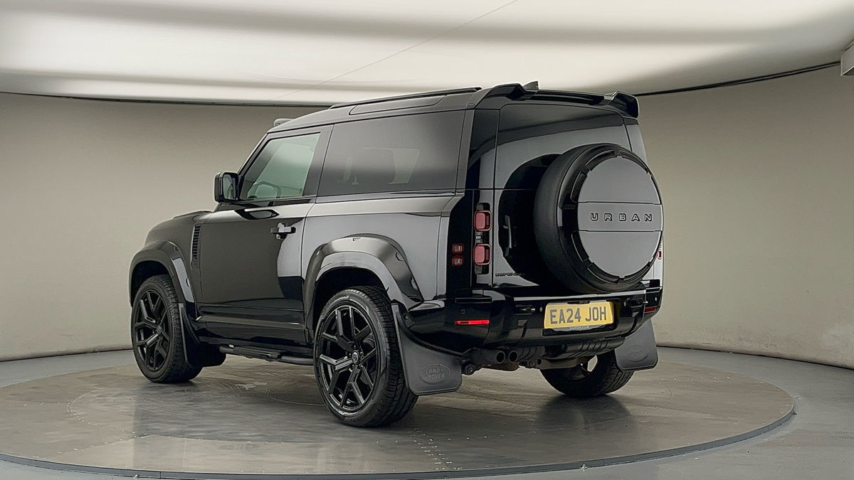 Used Land Rover Defender 2024 for sale - 76751653: Photo 2