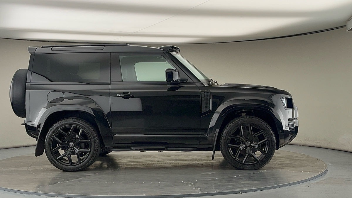 Used Land Rover Defender 2024 for sale - 76751653: Photo 40