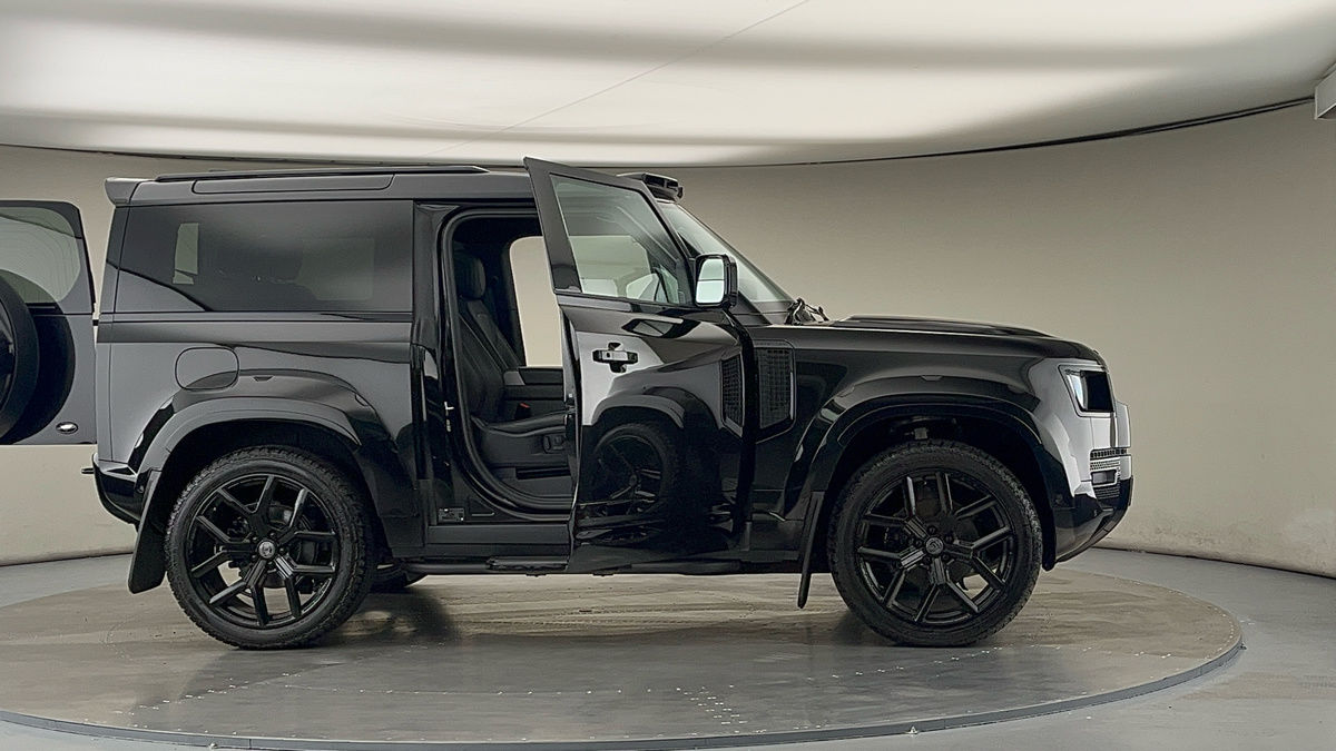 Used Land Rover Defender 2024 for sale - 76751653: Photo 59