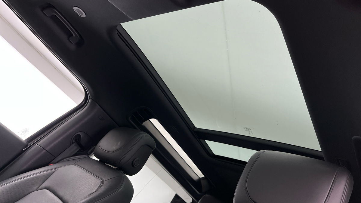 Used Land Rover Defender 2024 for sale - 76751653: Photo 6