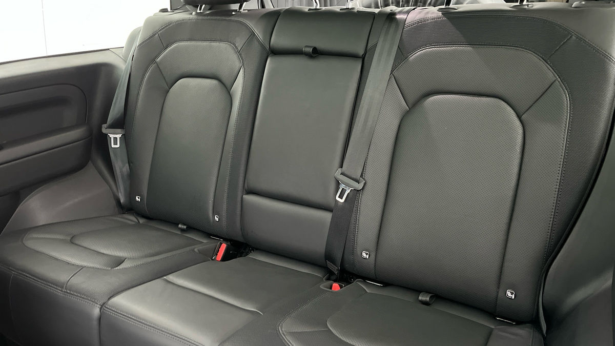 Used Land Rover Defender 2024 for sale - 76751653: Photo 8