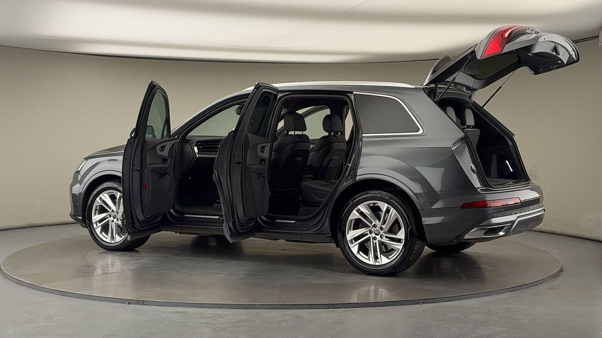 Used Audi Q7 2022 for sale - 76630348: Photo 46