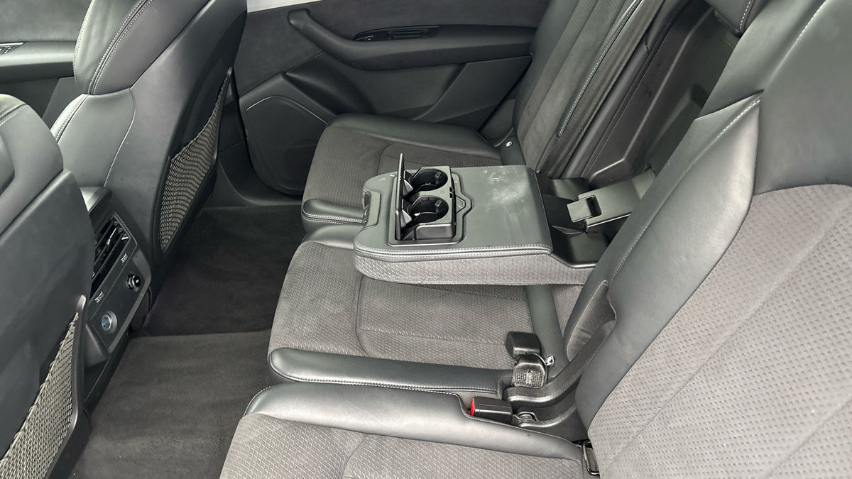 Used Audi Q7 2022 for sale - 76630348: Photo 9