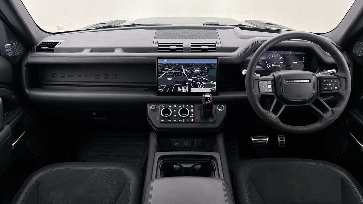 Used Land Rover Defender 110 2021 for sale - 76439734: Photo 24