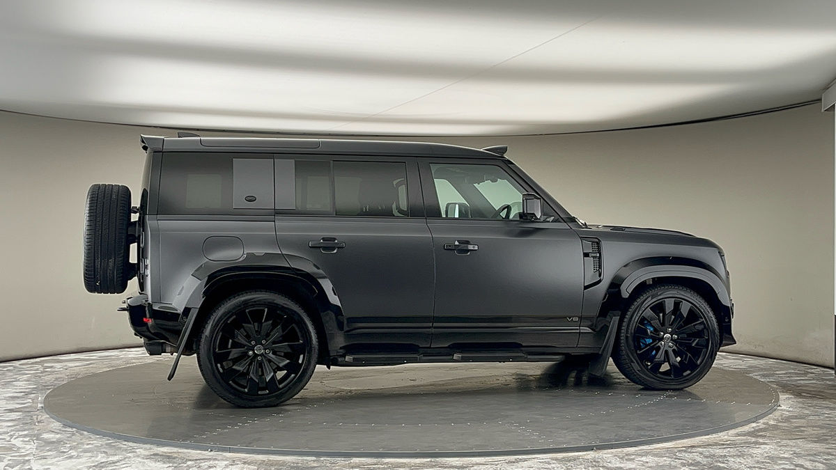 Used Land Rover Defender 110 2021 for sale - 76439734: Photo 81