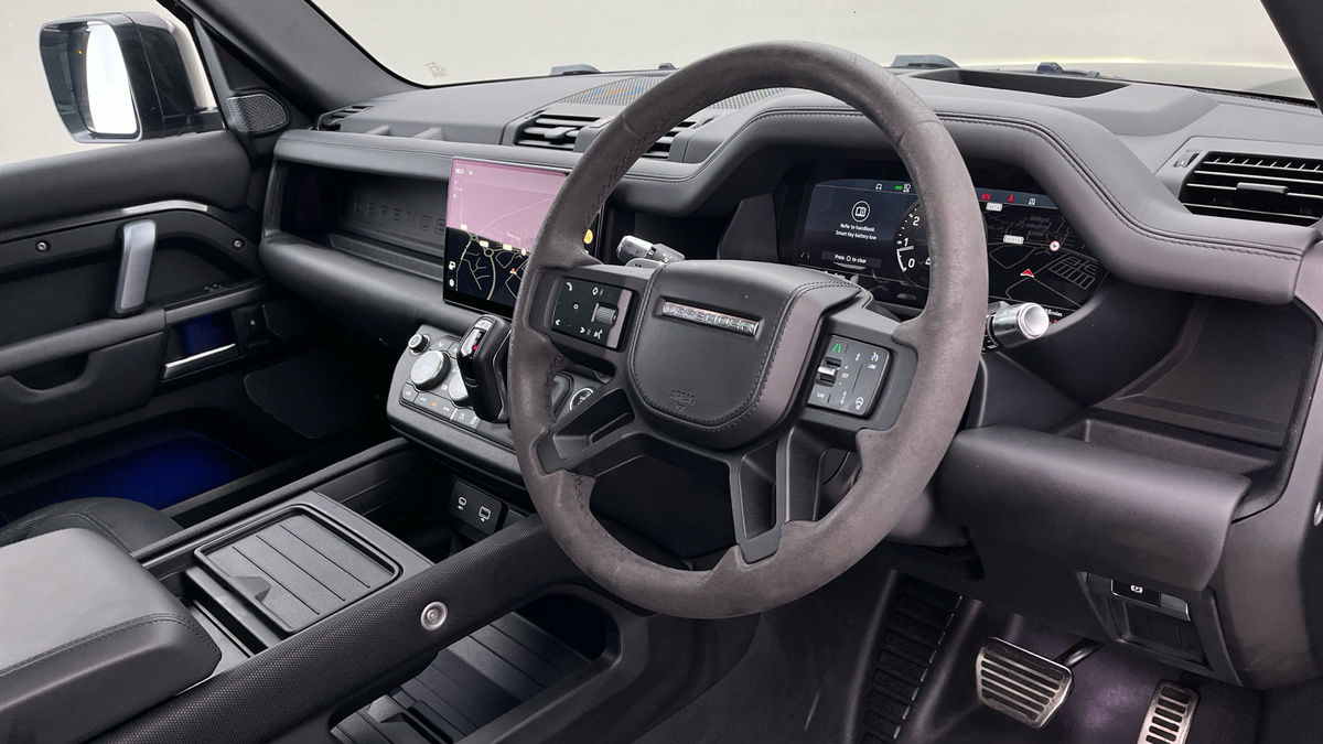 Used Land Rover Defender 110 2021 for sale - 76439734: Photo 9