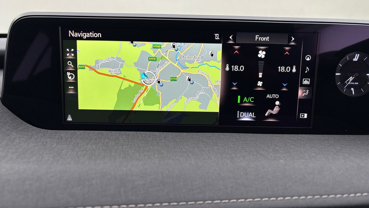 Used Lexus UX 2019 for sale - 75974852: Photo 17